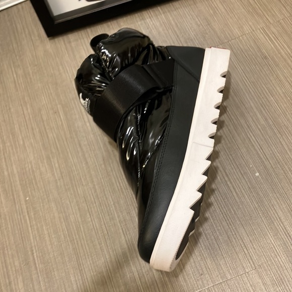 Sorel Joan of Arctic Next Lite Strap puffy waterproof boots black color Size 10 - Picture 6 of 12